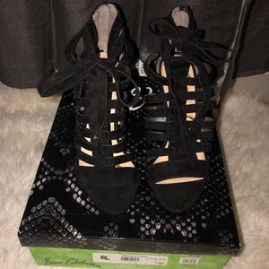 Sam Edelman Black Suede Yarina heels